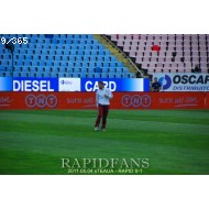 <<->> APASA pentru FOTO la dimensiunea mare <<->>  2011.05.04 sTEAUA RAPID 0-1 003