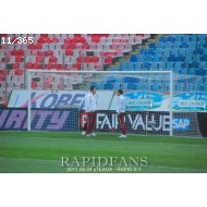 <<->> APASA pentru FOTO la dimensiunea mare <<->>  2011.05.04 sTEAUA RAPID 0-1 005