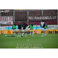 <<->> APASA pentru FOTO la dimensiunea mare <<->> 2011.05.21 RAPID Fc Brasov 037