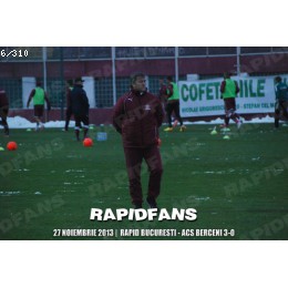 <<->> APASA pentru FOTO la dimensiunea mare <<->>  2013.11.27 FC RAPID - ACS Berceni 006