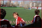 <<->> APASA pentru FOTO la dimensiunea mare <<->> <<->> 2009.03.28 FC Rapid 1999 012