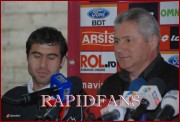 <<->> APASA pentru FOTO la dimensiunea mare <<->> <<->> 2009.03.05 conferinta presa Rapid 12