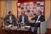 <<->> APASA pentru FOTO la dimensiunea mare <<->> <<->> 2010.06.12-Conferinta presa Rapid-10