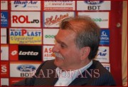 <<->> APASA pentru FOTO la dimensiunea mare <<->> <<->> 2010.06.12-Conferinta presa Rapid-13