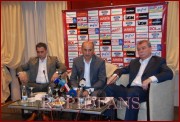 <<->> APASA pentru FOTO la dimensiunea mare <<->> <<->> 2010.06.12-Conferinta presa Rapid-14