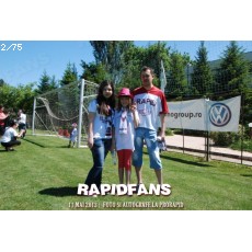 <<->> APASA pentru FOTO la dimensiunea mare <<->> 2013.05.11 FOTO si autografe la Pro RAPID 002