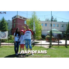 <<->> APASA pentru FOTO la dimensiunea mare <<->> 2013.05.11 FOTO si autografe la Pro RAPID 005