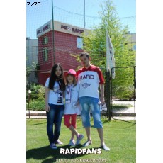 <<->> APASA pentru FOTO la dimensiunea mare <<->> 2013.05.11 FOTO si autografe la Pro RAPID 007